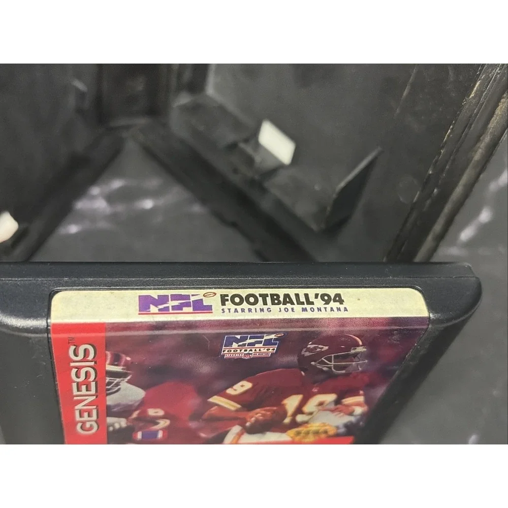 NFL Football '94 Starring Joe Montana (Sega Genesis, 1993) Box & Game Only T&W